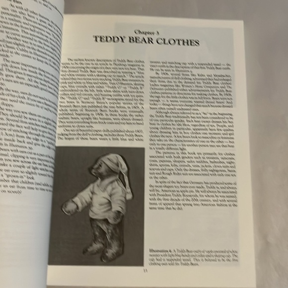 NWT Classic Teddy Bears Designs 24 Bears & Wardrobe BOOK Heirlooms 1996 Worrell - Picture 8 of 17